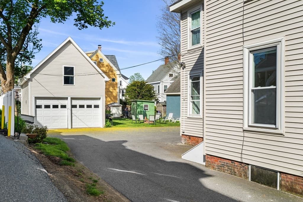 26 Abbott St photo 3