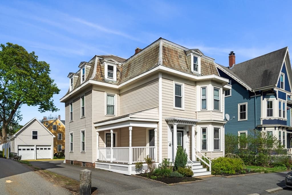 26 Abbott St