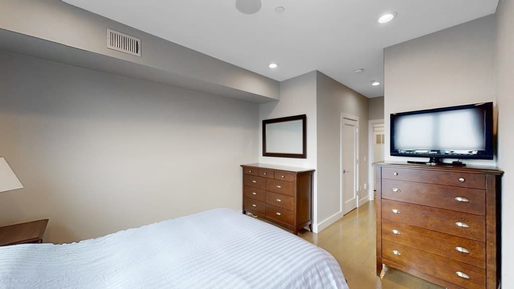 584 East 3rd #9 photo 5