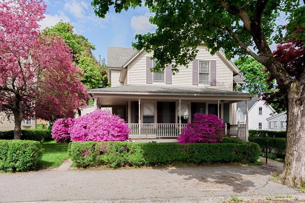 34 Sherbrook Ave photo 3