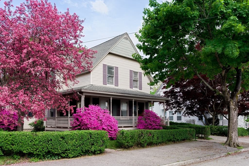 34 Sherbrook Ave