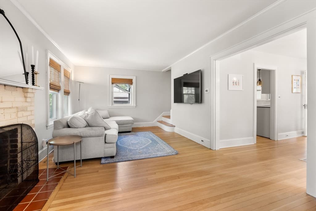 20 Lawrence Road photo 5
