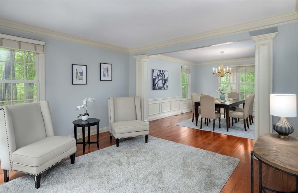 4 Metacomet Lane photo 3