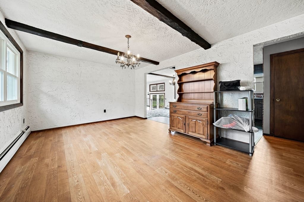 8 Priscilla Ln photo 5