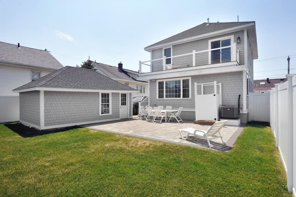 74 Samoset Ave #House photo 4