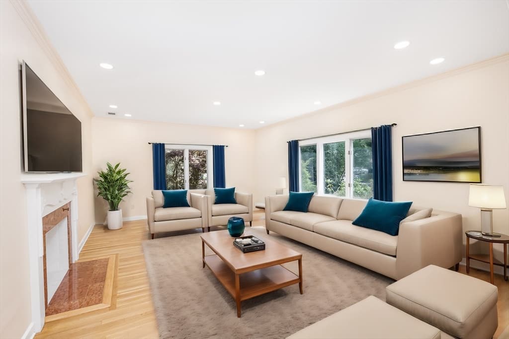 15 Marcellus Dr photo 3