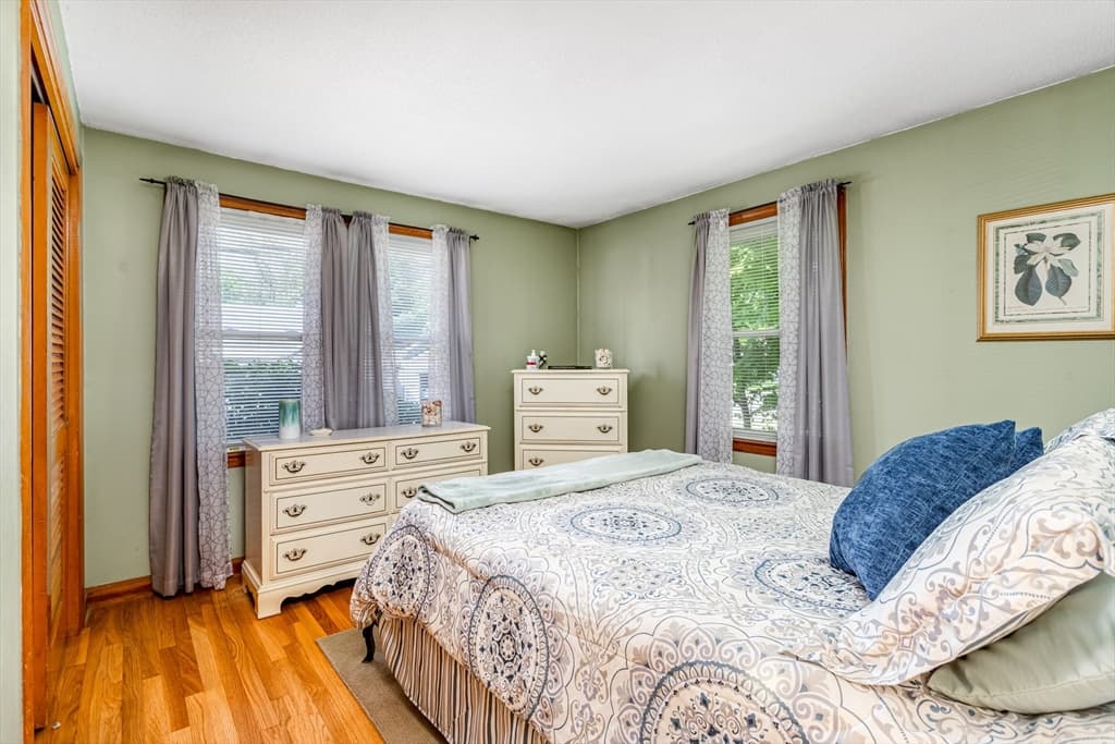 62 Rodiman Avenue photo 5