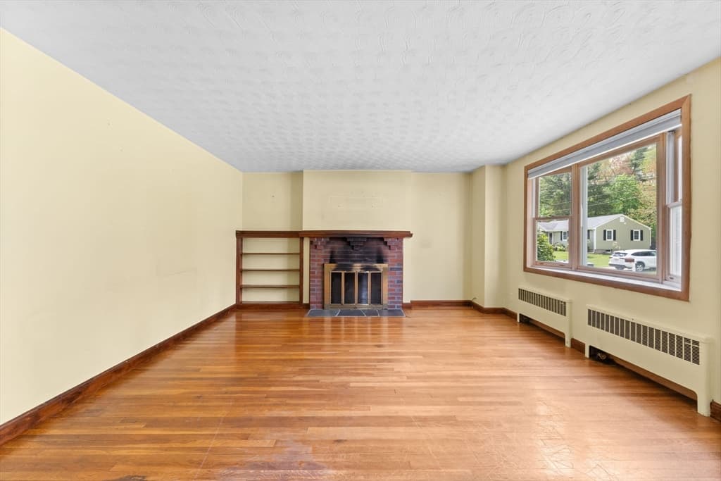 69 Lelland Rd photo 5
