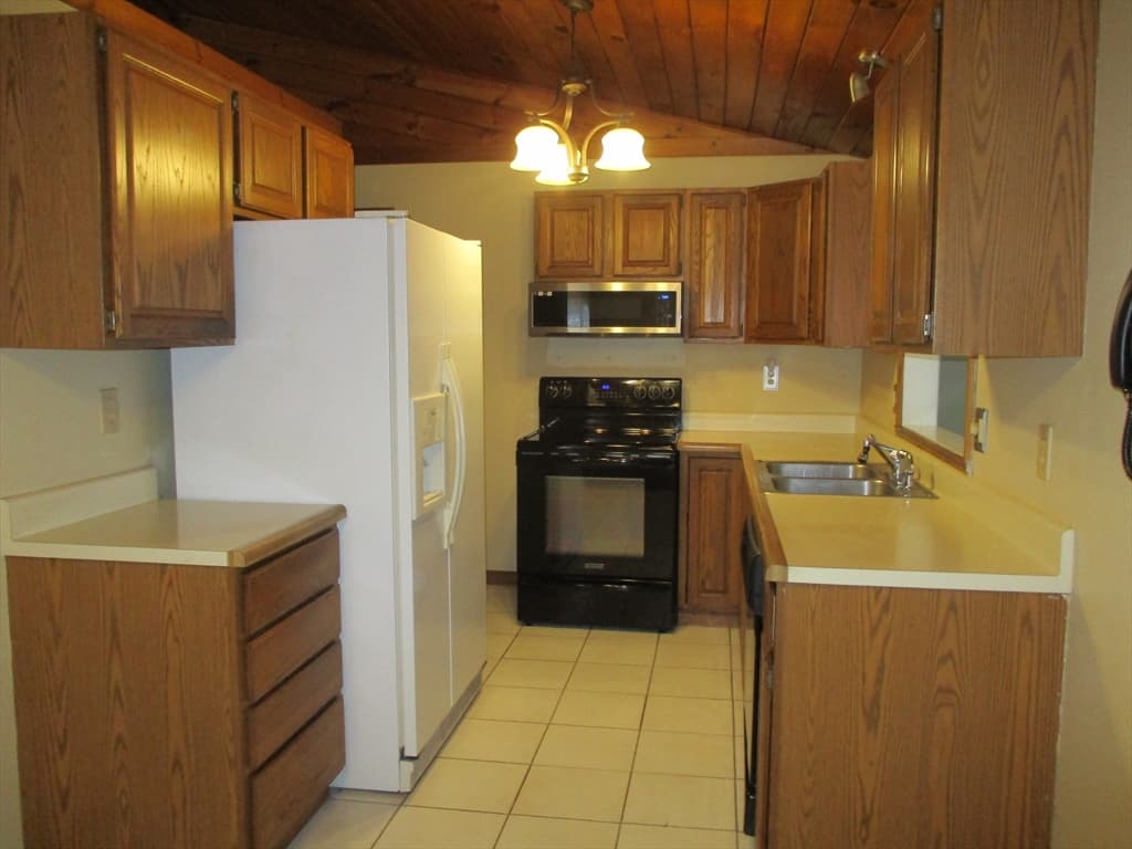 23 Carillon Cir photo 3