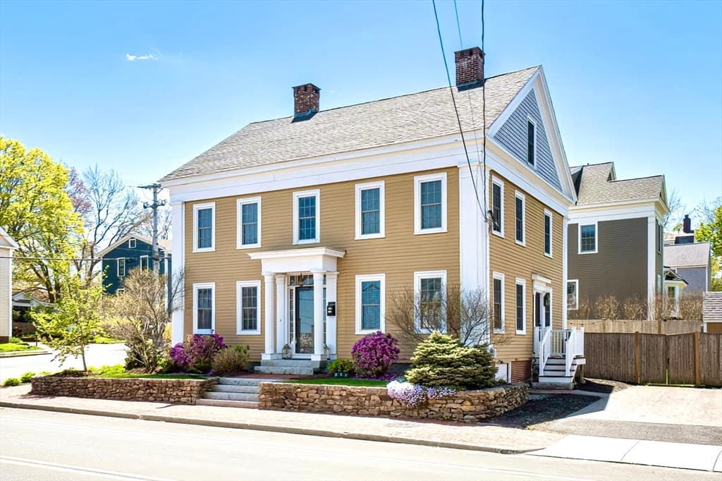 251 Merrimac St #1 photo 2
