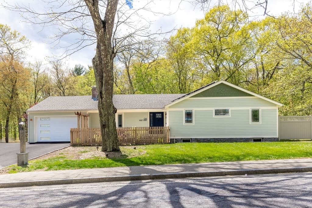 126 Pine Ln photo 2