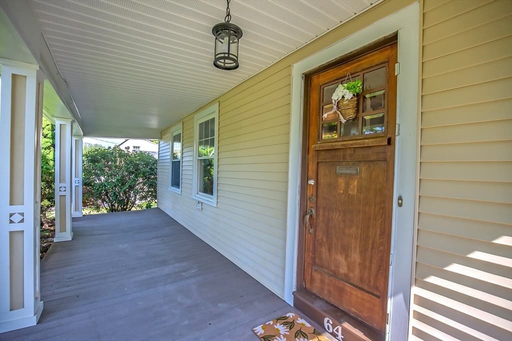 64 Lincoln Park photo 3