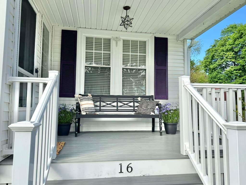 16 Evans Road photo 2