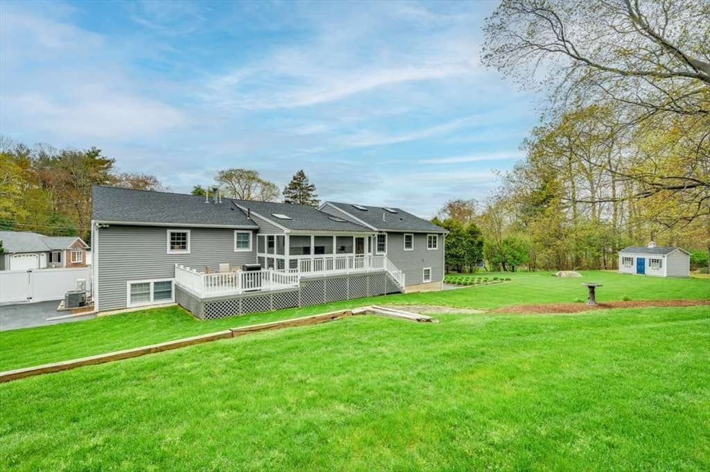 6 Harris Drive photo 4