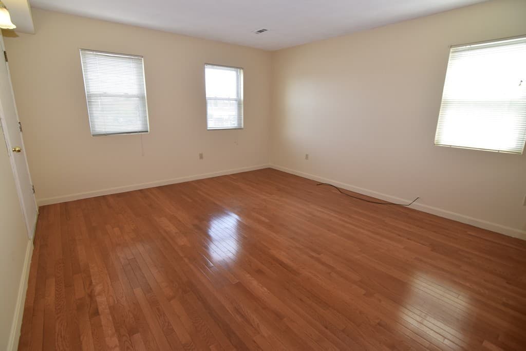 877-879 Washington Street #D photo 4