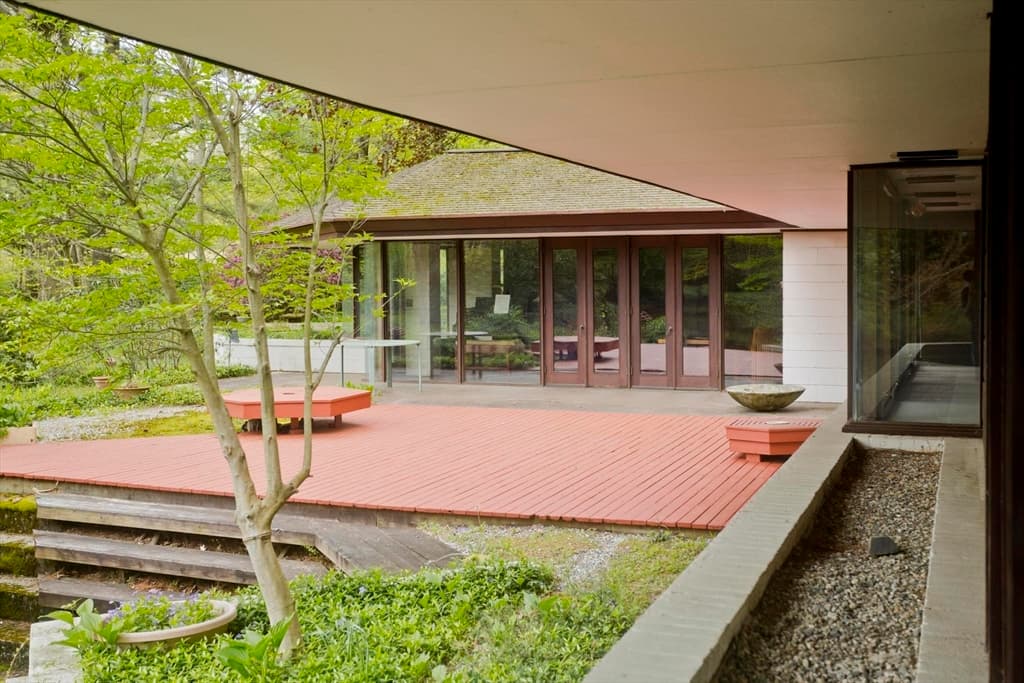 18 Newell Pond Place photo 5