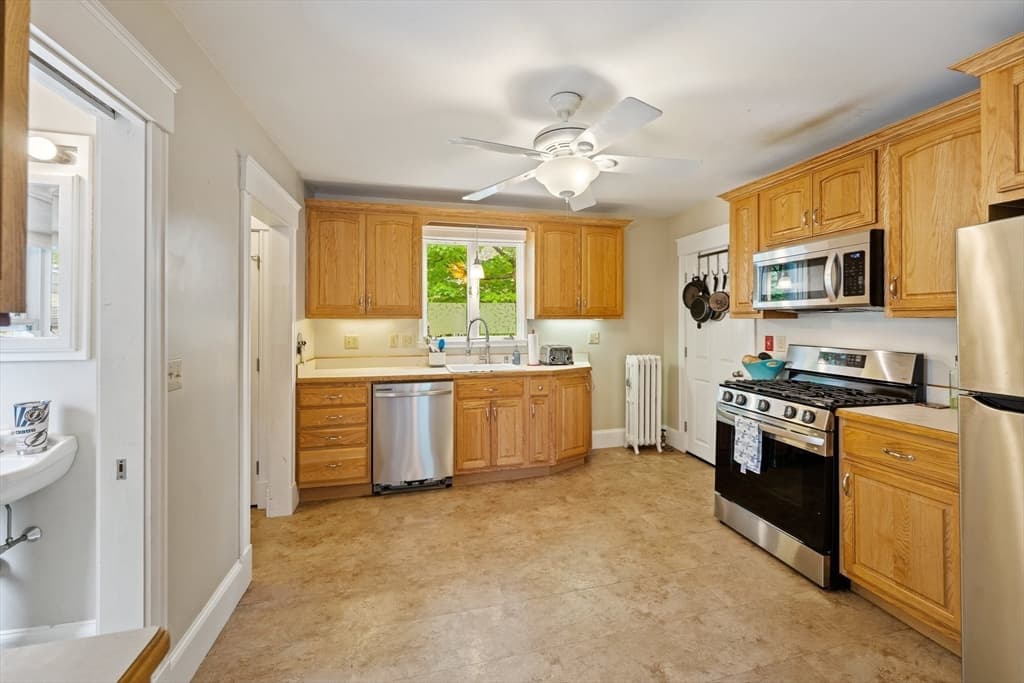 51 Sherman Street photo 4