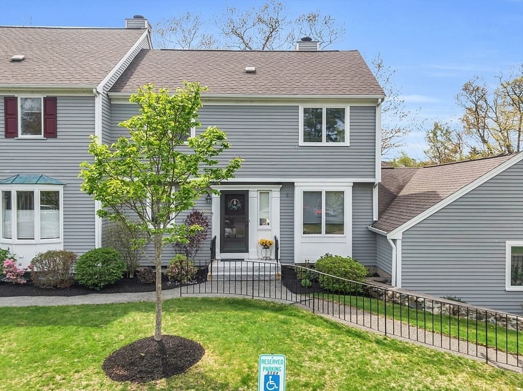 3106 Postgate Ln #3106 photo 2