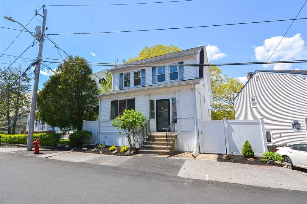 30 Guild St