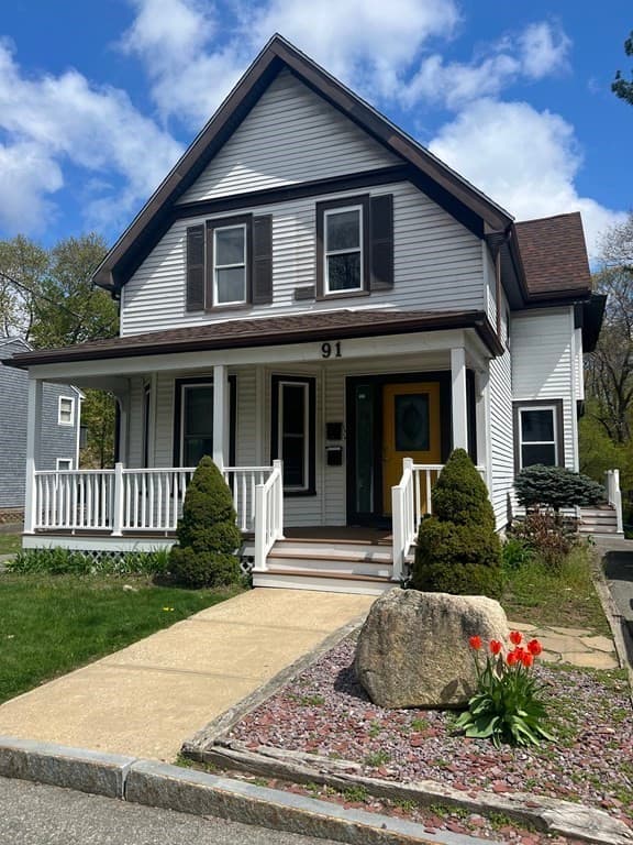 91 Robbins St #2