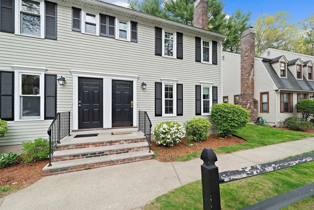 264 Wellman Ave #264 photo 3