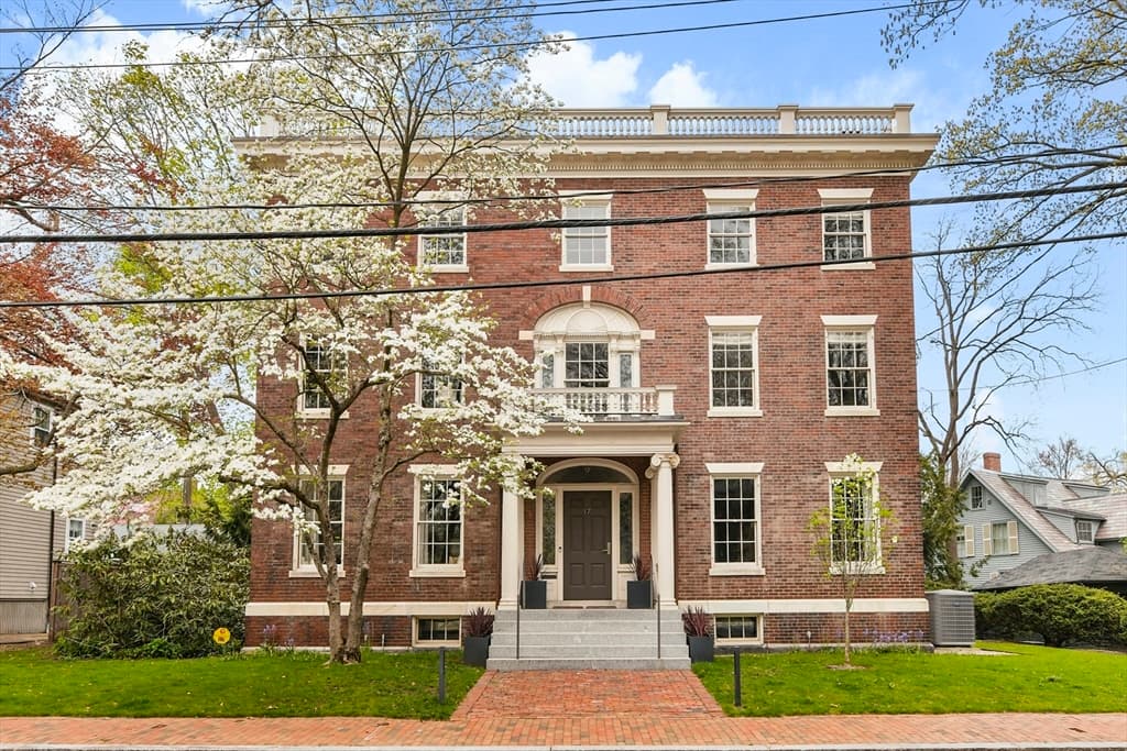 17 Farrar St. #17 photo 2