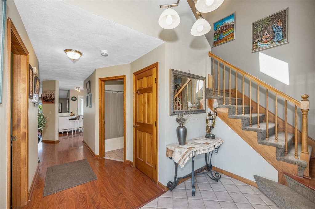 20 Burnett Rd #20 photo 2