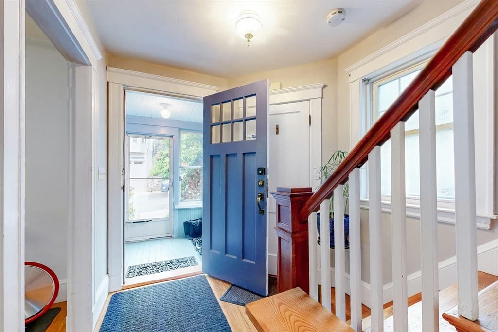 49 Hemman St photo 2