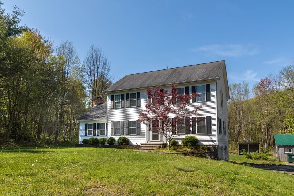 34 Nora Court