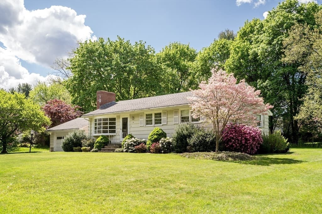 17 Wyman Rd