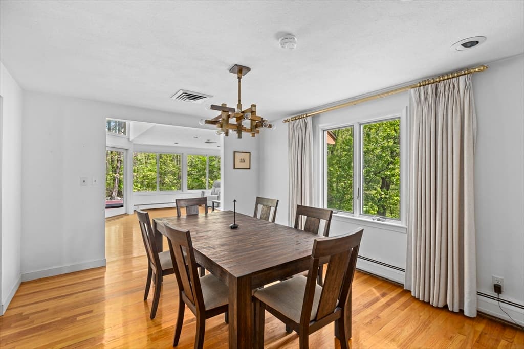 144 Brook Road photo 5