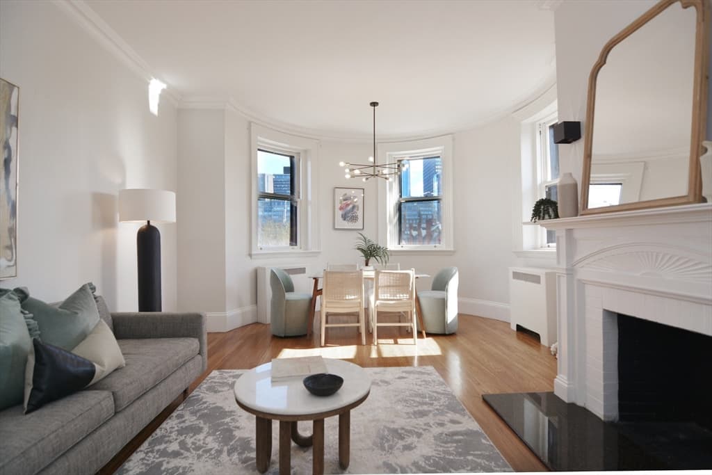239 Commonwealth Avenue #52