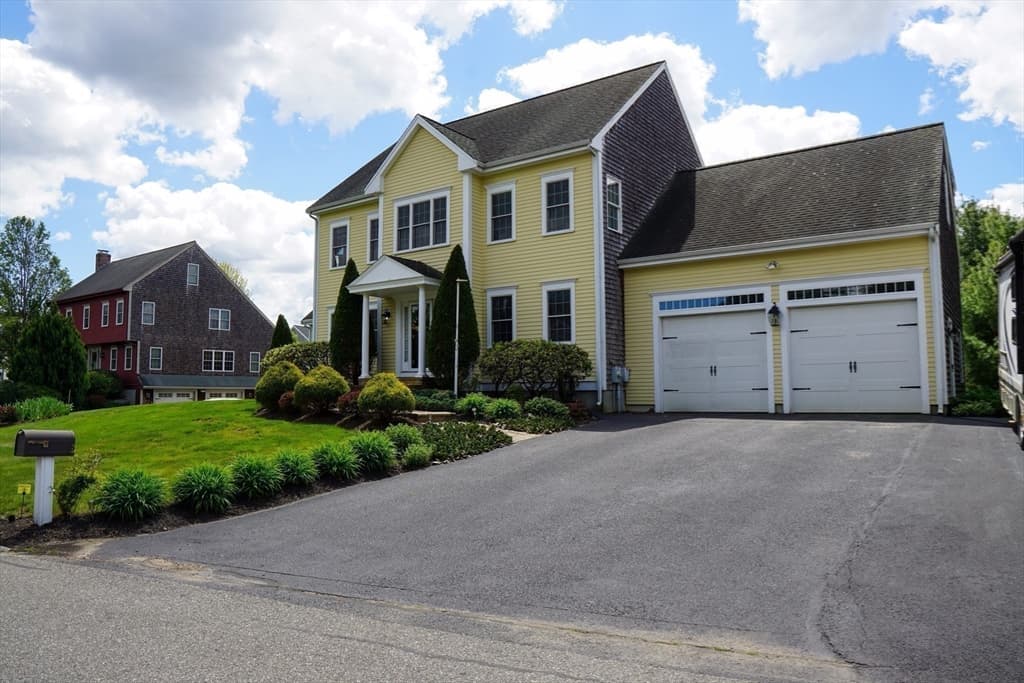 65 Longview Drive photo 4