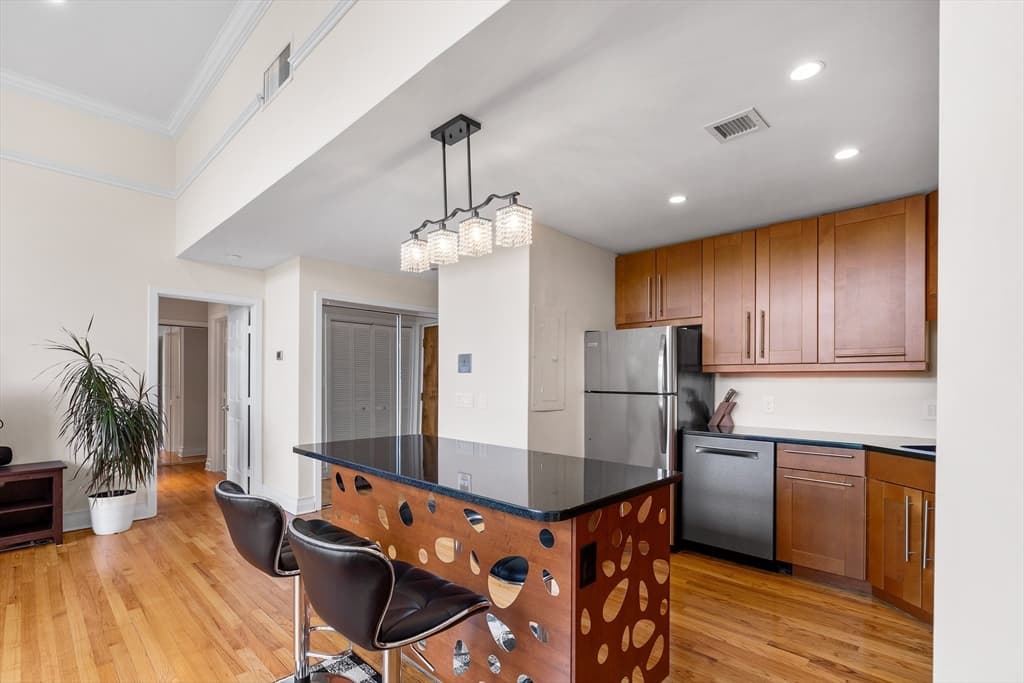 51 Pettee St #38 photo 5