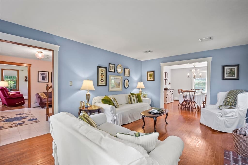 7 Clifford Road photo 5