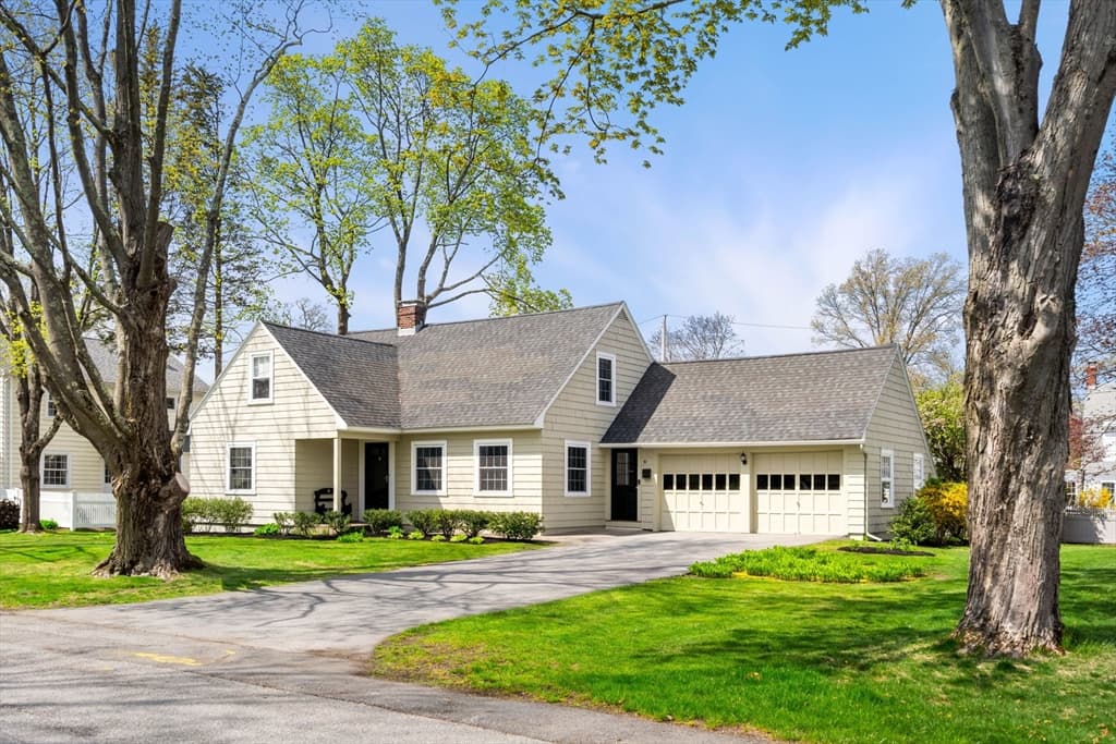 10 Woodbridge Rd