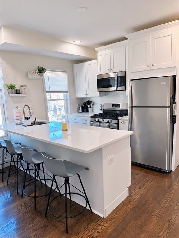 45 Alexander St #2