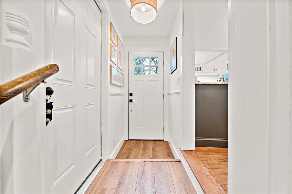 393 Tremont Street photo 5