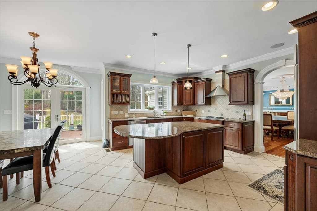 71 Bridget Way photo 3