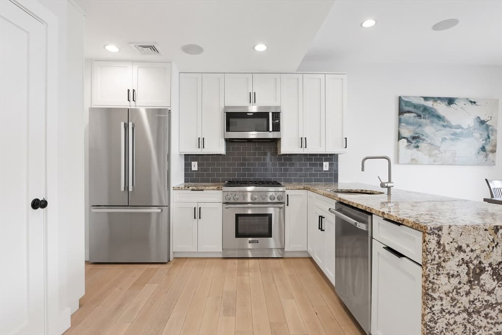 309 E Street #45 photo 5