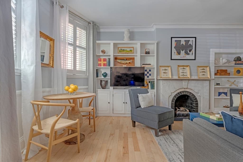 105 Pembroke Street #1 photo 3