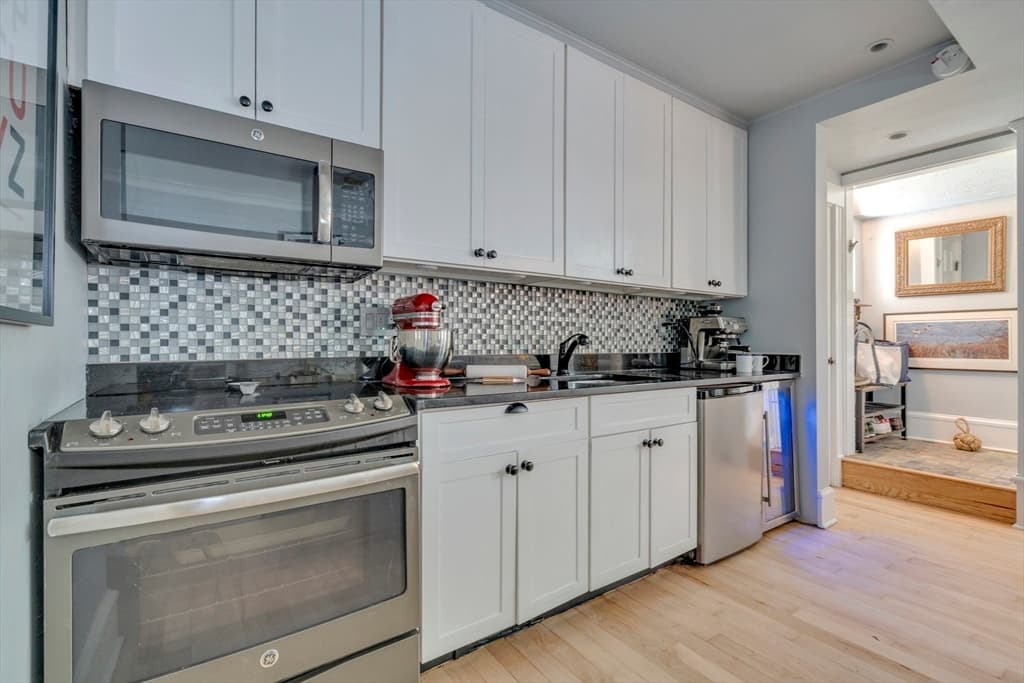 105 Pembroke Street #1 photo 4