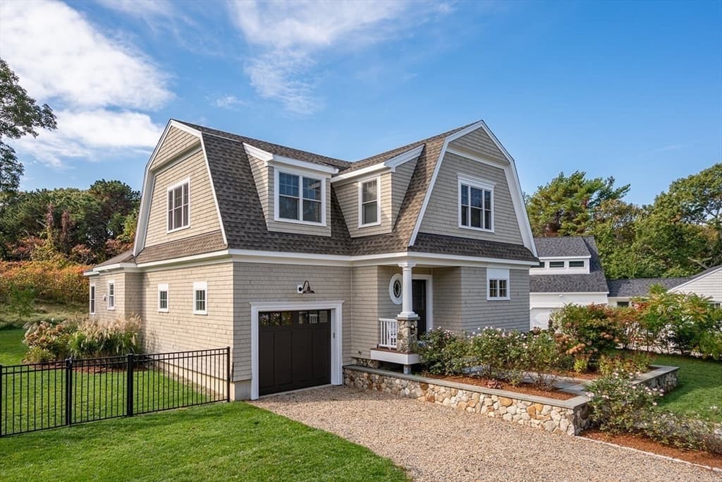 10 Captain Paine Rd
