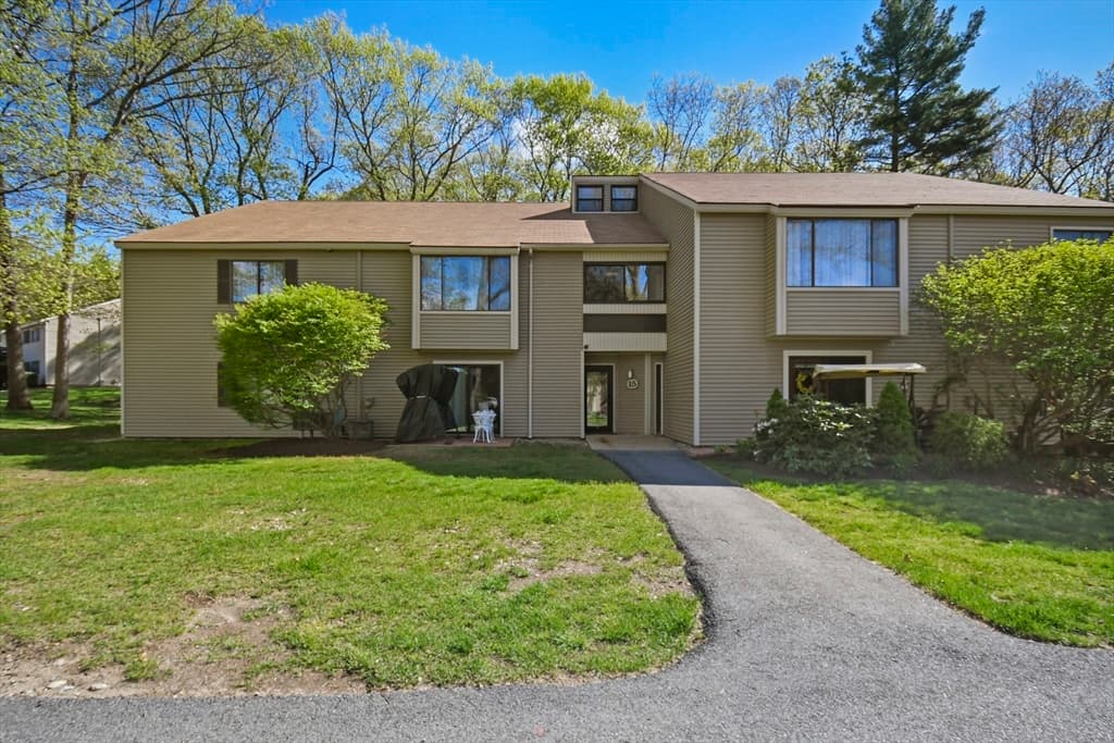 15 Thayer Pond Drive #4