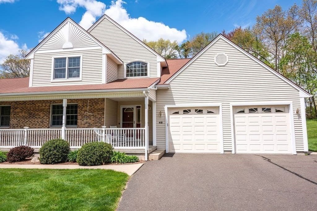48 Shadow Brook Est #48 photo 3