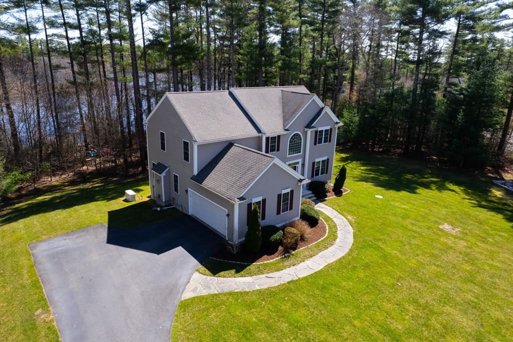 9 Chris Jenn Brooke Ln photo 2