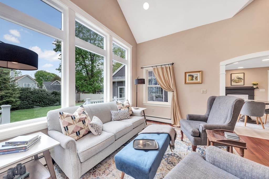 7 Reilly Ave photo 3