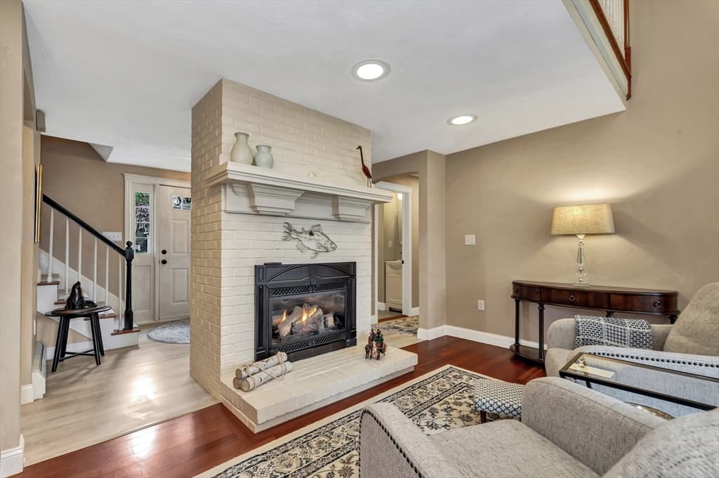 7 Reilly Ave photo 5