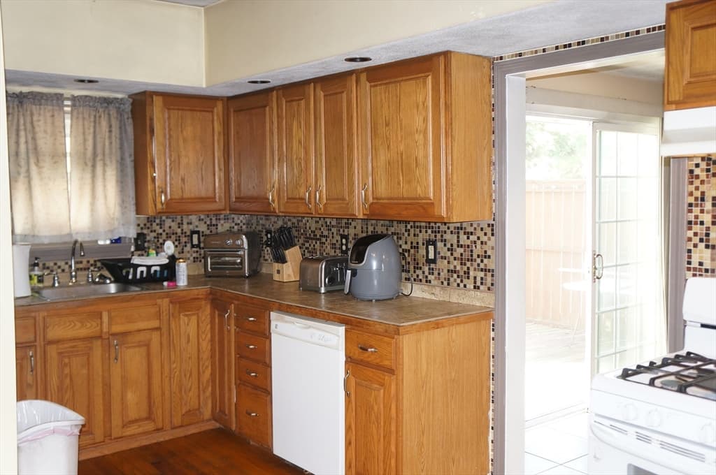 7 Grove St photo 2