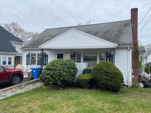 74 Hawthorne Rd